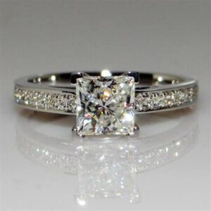 Princess Cut Moissanite Engagement Rings