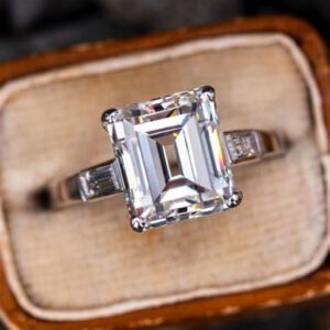 Vintage Emerald Cut Engagement Rings