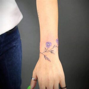 Small Wrist Tattoo Ideas for Females